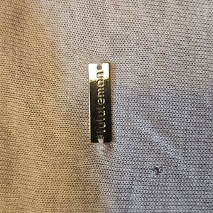 Lululemon: Mudra Wrap in a Heathered Pale Lilac | Size 6